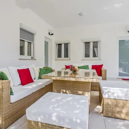 Apartment File-1 By Interhome *