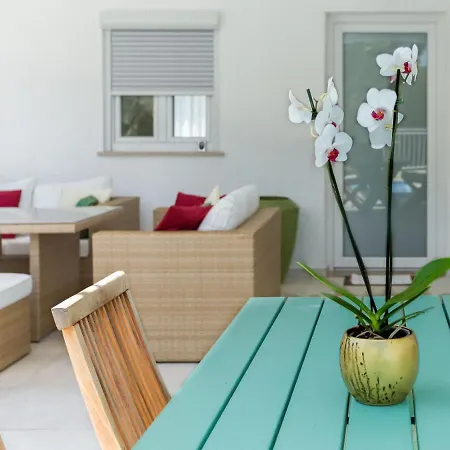 File-1 By Interhome
